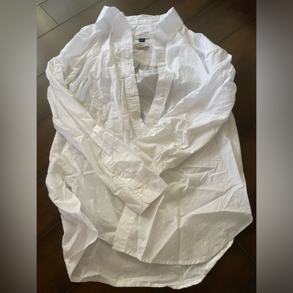 plain white button down shirt